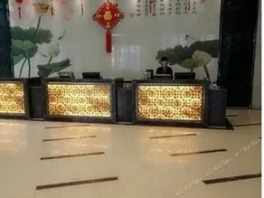 Vienna Platinum Hotel - Image 2