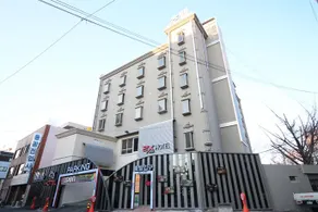 2X Hotel - Image 3