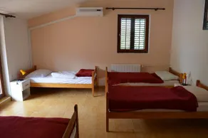 B&B Pax - Image 4