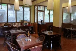 The Camelot Resort - Image 2