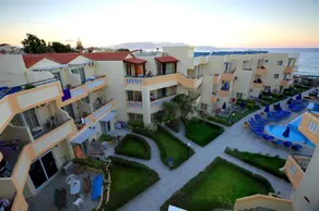 Menia Beach Hotel - Image 3