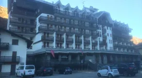 Monte Rosa Ski Apartment - Image 5