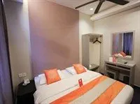 OYO Rooms Danga City Mall - Image 5