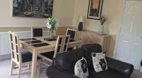 Parkview Apartment - Image 4