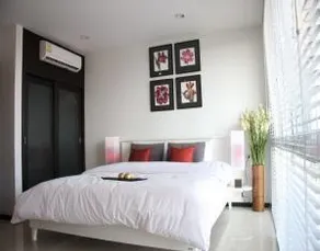 Two Villas Suite Service Apartment - Image 5