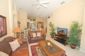 16623FM Sunlight Villa 3 Br villa by RedAwning - Image 4