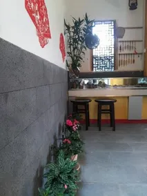 Moon Courtyard - Image 4