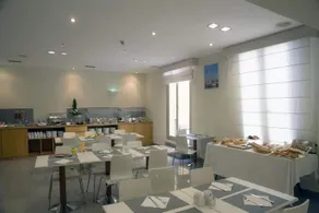 Mothern by Pillow (ex. BCN Urbaness Hotels Gran Ducat) - Image 4