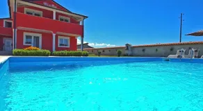 Apartment with pool 1038 - Image 2