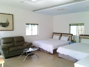 Lev 77 Hostel - Image 3