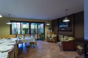Racianska Vinaren u Teodora Guest House Bratislava - Image 2