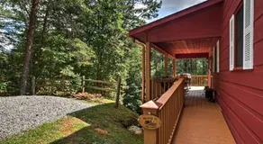 Cozy Mountain Cabin Retreat in Murphy w/ Views - Image 4
