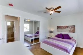 Charming Cozy Ocean Beach Cottage - Image 2