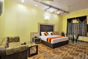 Hotel Roopa International - Image 3