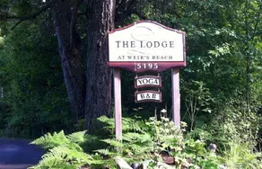 Weirs Beach Lodge Victoria - Image 4