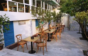 Chaxiang Lishe Holiday Hostel - Image 2