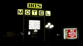 Iris Motel - Image 2