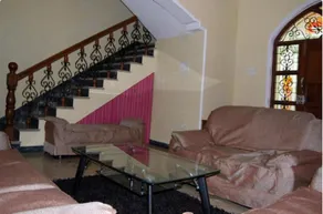 A 4 bedroom villa with a breathtaking outdoor space - Image 3