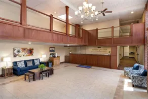 Howard Johnson by Wyndham South Portland - Image 3