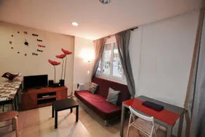 Apartment Downtown Sabadell - Image 4