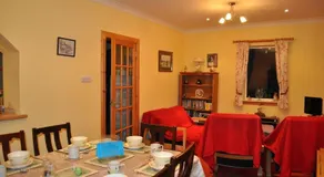 Bridgehill Cottage Bed & Breakfast - Image 3