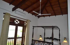 Sano Rich Lagoon Villa - Image 2