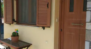 Ioannis Stagkonis Apartment - Image 2