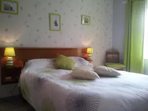 Gite des PROM'NOUS,independent in BRITTANY, enclosed garden, countryside, lake Néal.SPA - Image 5