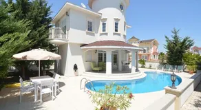 Bella Villa 6 - Image 2
