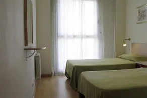 Diagonal Mar Apartments - Image 5