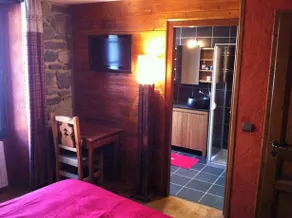 Chez Toufou Au Chant Des Marmites - Image 3