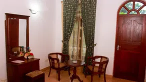 French Villa - Image 5