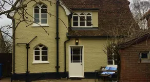 Central Victorian Cottage - Image 4