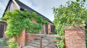 The Coach House at Pantile - Image 4