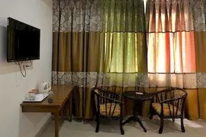 OYO Rooms Hyderabad Airport - Image 4