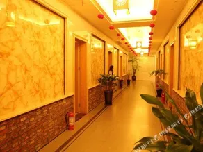New World International Hotel - Image 5