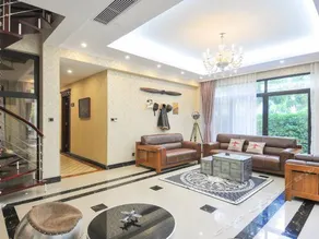 Aviators Lodge Sanya - Image 2
