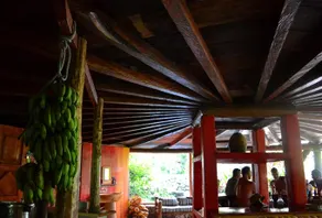 Round House Hostal - Image 5