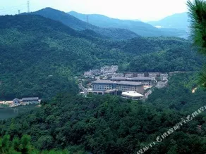 Fubang Sunhu Hotel - Image 5