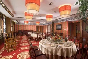 Recom Hotel - Image 4