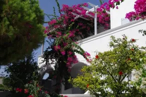 Santorini Houses - Image 4