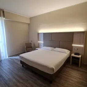Meeting Hotel - Image 4