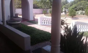 Green Island Hotel - Image 3