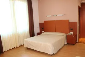 Bella Italia Palace Hotel - Image 3