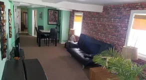 Jaris Beach Suite - Image 2