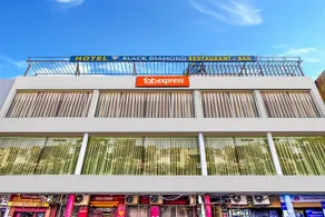 Hotel Black Diamond, Patiala Chok 2 Min From Zirakpur Bus Stand - Image 2