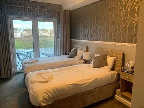 The Sea Princess Hotel - Image 4