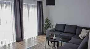 The Townhouse Apartment - Image 5