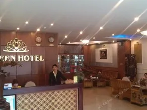 Queen Hotel - Image 3