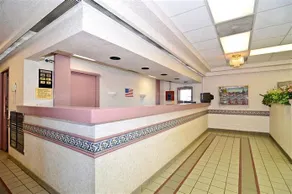 Americas Best Value Inn - Image 3